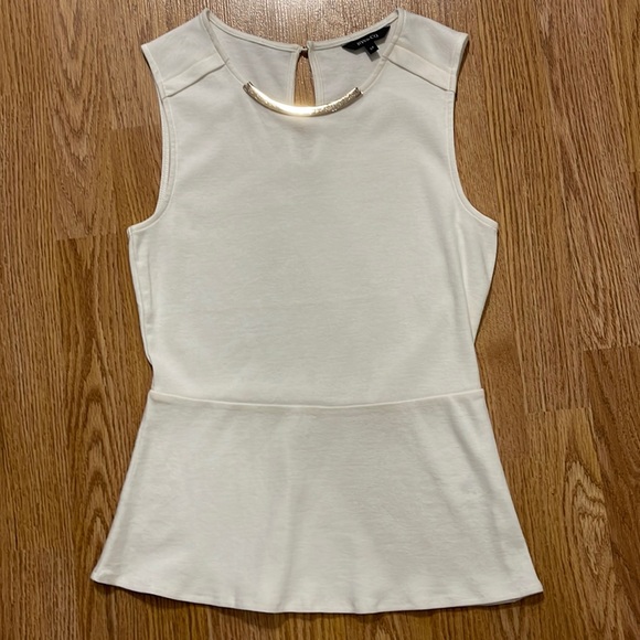 RW&Co Sleeveless White Top - Picture 1 of 3